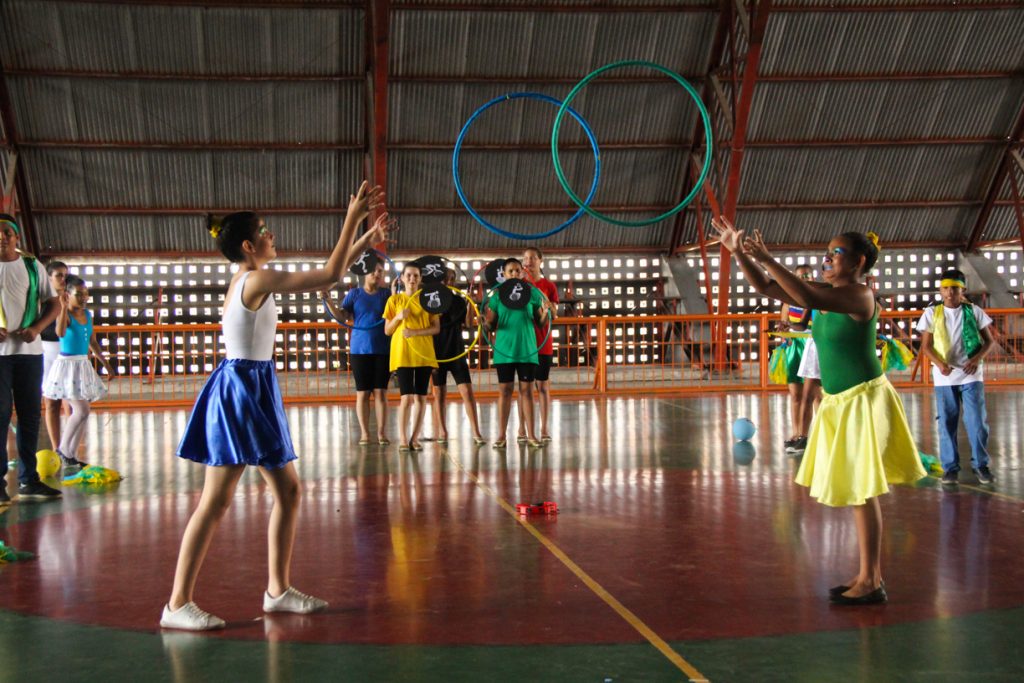 XXVII Jogos da Escola Augusto Carneiro dos Santos reúnem jovens alunos e  ex-alunos com diversas atividades de inclusão
